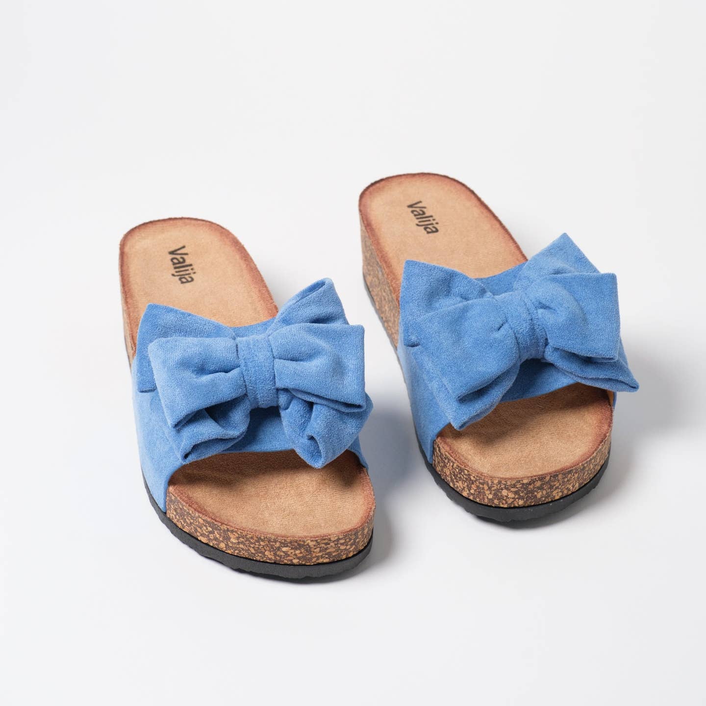 Thanya Sandal