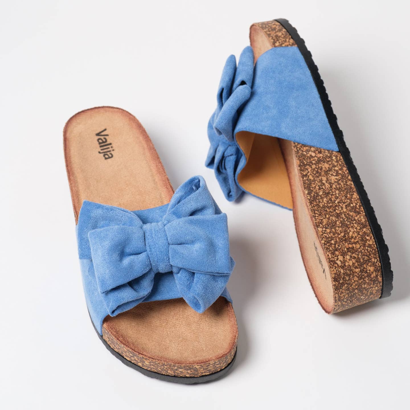 Thanya Sandal