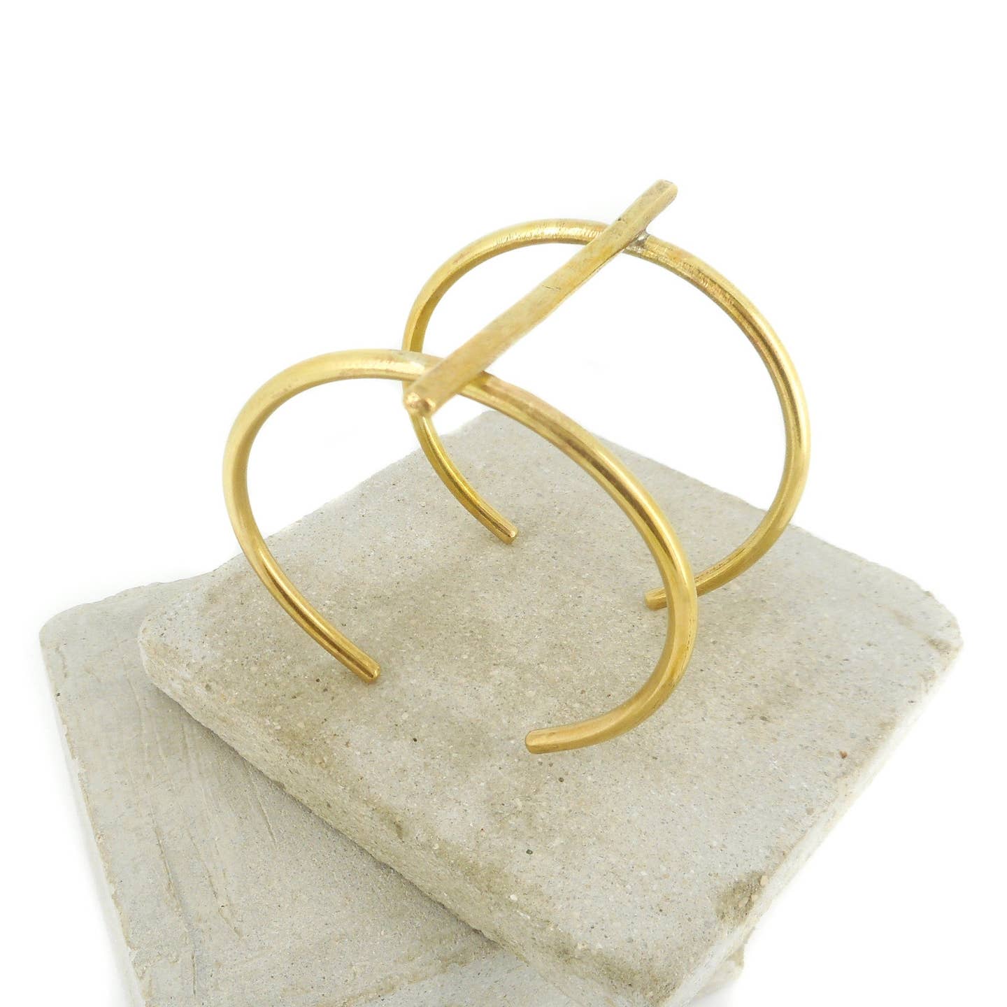Line Cuff