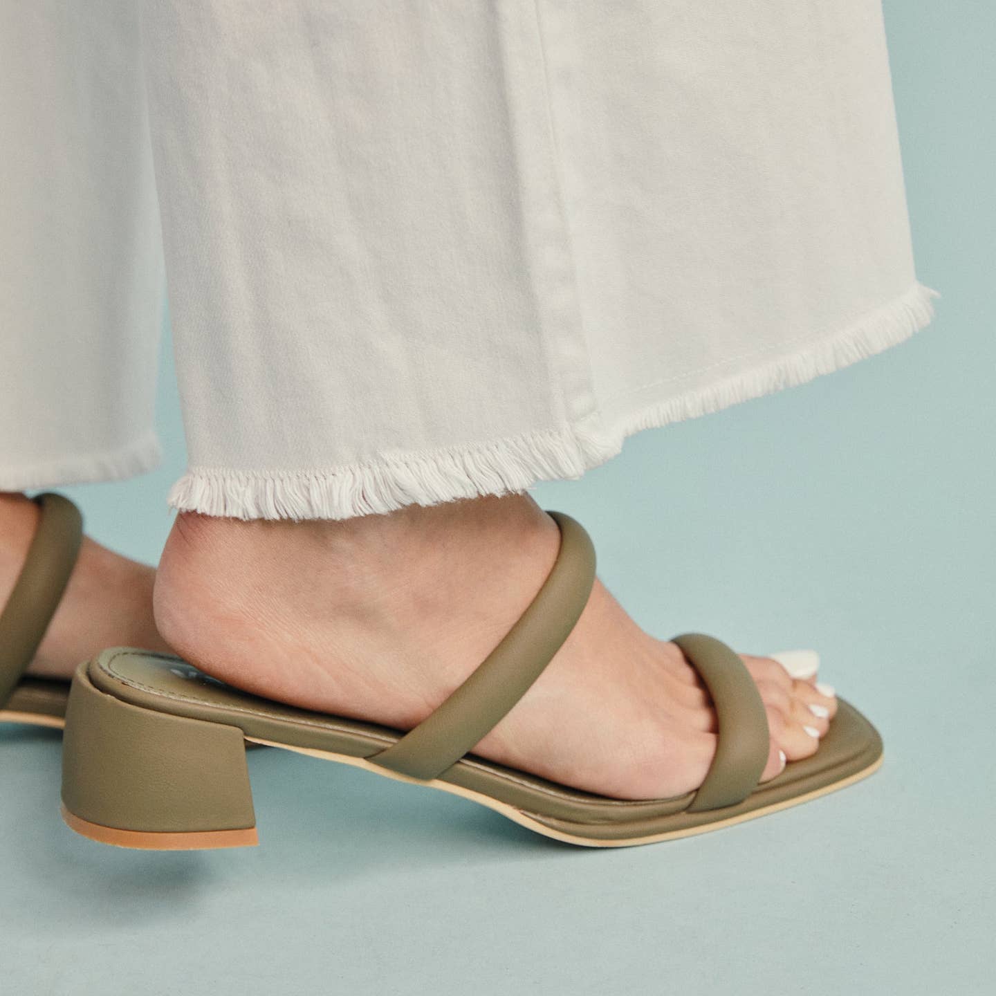 Max Low Heel
